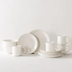 Convivial New Arrivals Minimal Porcelain Dinnerware Set