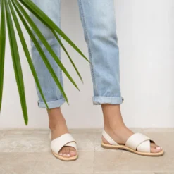 Nisolo All-Day Cross Strap Sandal
