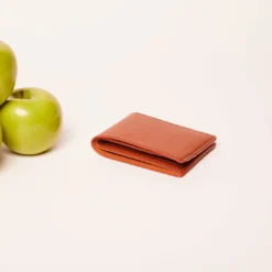 Allégorie Accessories Gala Apple Leather Bifold Wallet 13 Allégorie Accessories Gala Apple Leather Bifold Wallet