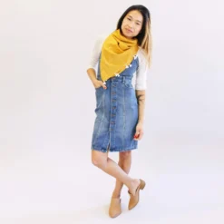 Anchal Accessories Grid Scarf With Tassels - Gold