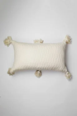 Archive New York Home Goods Antigua Lumbar Pillow - Natural White