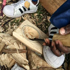 Azizi Life Home Goods Ruby Wooden Measuring Cup Set