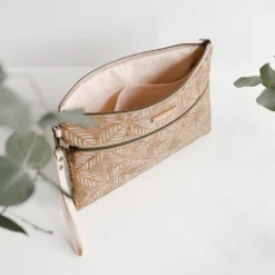 Carry Courage Inventor Cork Tablet Organizer - Cream