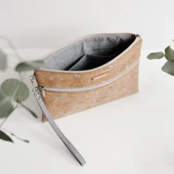 Carry Courage Inventor Cork Tablet Organizer - Silver