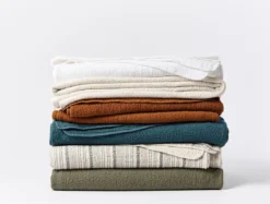 Coyuchi Home Goods Cascade Matelasse Blanket - Rust