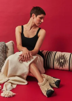 Chilote Best Sellers Unisex House Slippers - Black