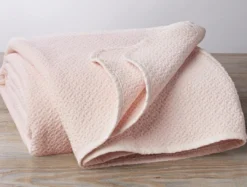 Coyuchi Honeycomb Blanket - Camellia