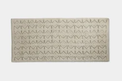 Coyuchi Mosaic Canyon Bath Runner - Undyed / Slate