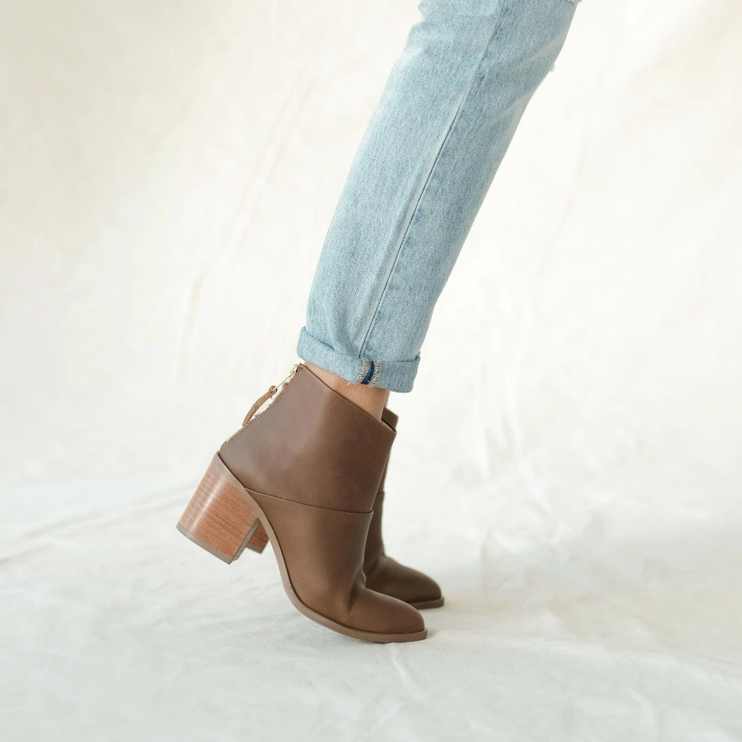 Nisolo Dari Commuter Boot - Brown 8 Nisolo Dari Commuter Boot - Brown