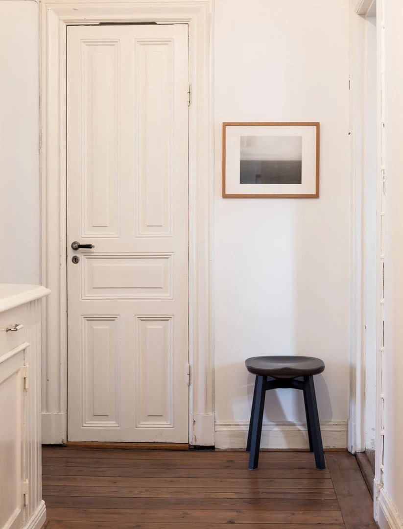 Emeco Su Small Stool - Wood Frame 14 Emeco Su Small Stool - Wood Frame