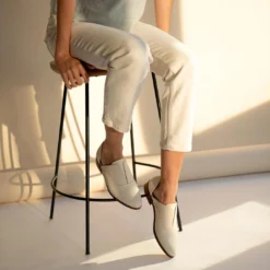 Nisolo Best Sellers Emma D'Orsay Oxford