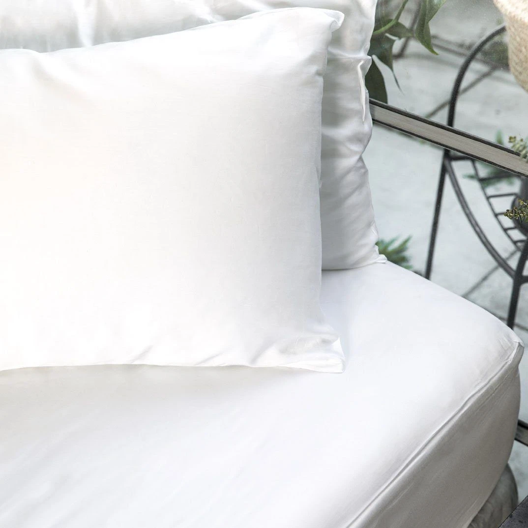 Ettitude Best Sellers Bamboo Sateen Fitted Sheet - Cloud 6 Ettitude Best Sellers Bamboo Sateen Fitted Sheet - Cloud