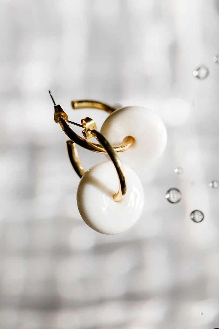 Abby Alley Handcrafted Glass Disc Earrings 7 Abby Alley Handcrafted Glass Disc Earrings