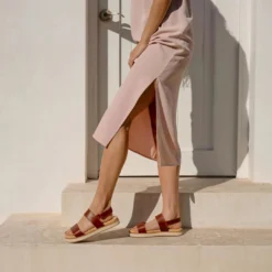 Nisolo Best Sellers Go-To Flatform Sandal