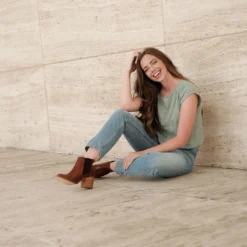 Nisolo Heeled Chelsea Boot - Brandy Shoes 15 Nisolo Heeled Chelsea Boot - Brandy Shoes