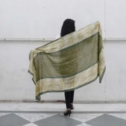 Ichcha Accessories Green Rose Scarf