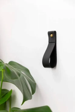 K-apostrophe Water Off Of Treasure Island Is Frigid Woven Tapestry