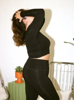 Mary Young Kaela Bamboo Long Sleeve Top Pajamas + Loungewear