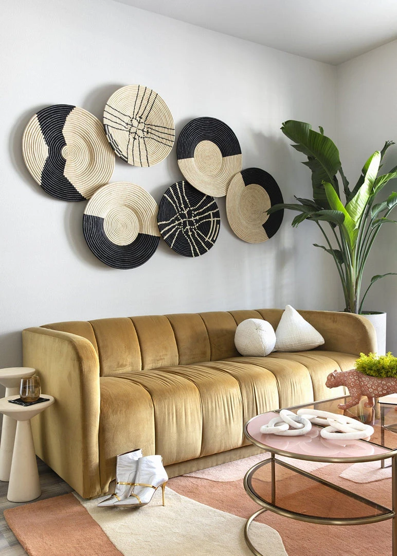 KAZI Striped Black + Natural Raffia Plate II 4 KAZI Striped Black + Natural Raffia Plate II