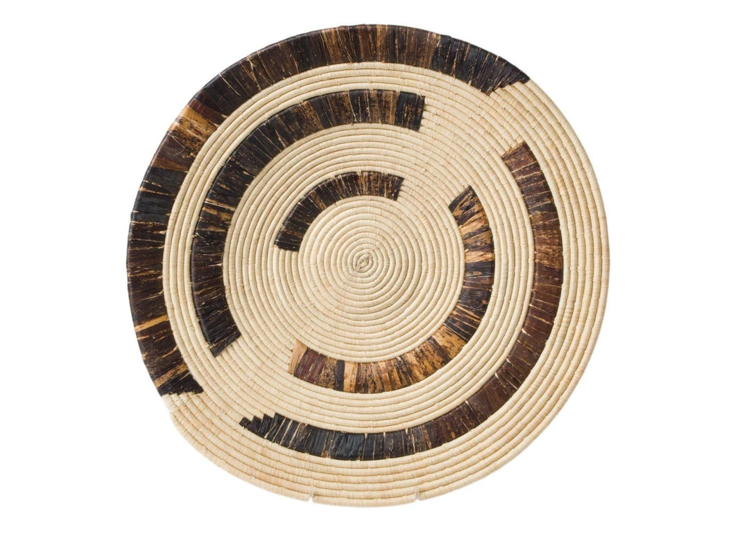 KAZI Home Goods Ugandan Raffia + Banana Bark Wall Plate II 3 KAZI Home Goods Ugandan Raffia + Banana Bark Wall Plate II