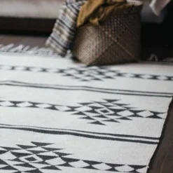 Kiliim Neutral Medallions Wool Runner / Rug