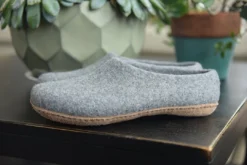Kyrgies Men's Molded Sole High Back Wool Slippers - Gray