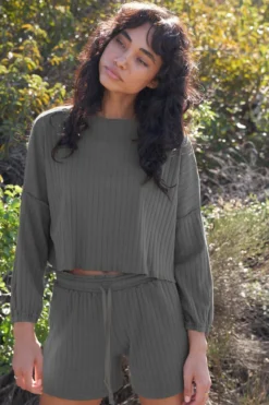 LA Relaxed New Arrivals Pointelle Puff Sleeve Crop Top