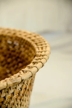 Amara Home Goods Lacing Flower Tub Basket