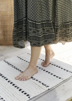 Territory Design Home Goods Laine Wool Accent Rug 19 Territory Design Home Goods Laine Wool Accent Rug