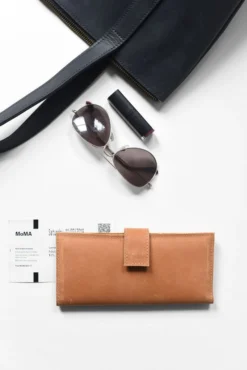 Purse & Clutch Leather Wallet - Caramel