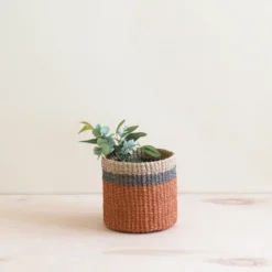 LIKHÂ Home Goods Coral Tabletop Mini Basket