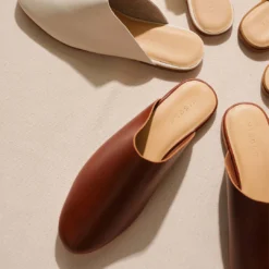 Nisolo Lima Slip On Mule - Brandy