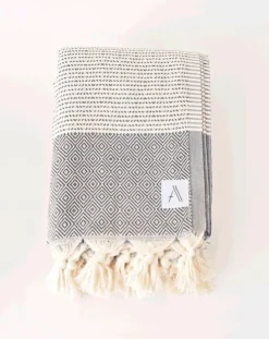 Amante Marketplace Magis Diamond Turkish Towel / Throw Blanket - Black