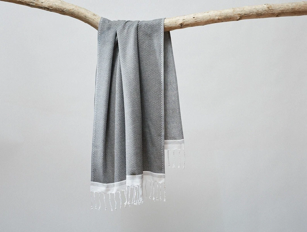 Coyuchi Mediterranean Towels - Shadow / Deep Pewter 4 Coyuchi Mediterranean Towels - Shadow / Deep Pewter