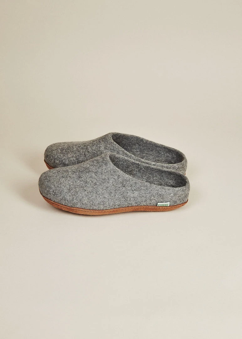 Kyrgies Best Sellers Men's Molded Sole Low Back Wool Slippers - Gray 5 Kyrgies Best Sellers Men's Molded Sole Low Back Wool Slippers - Gray