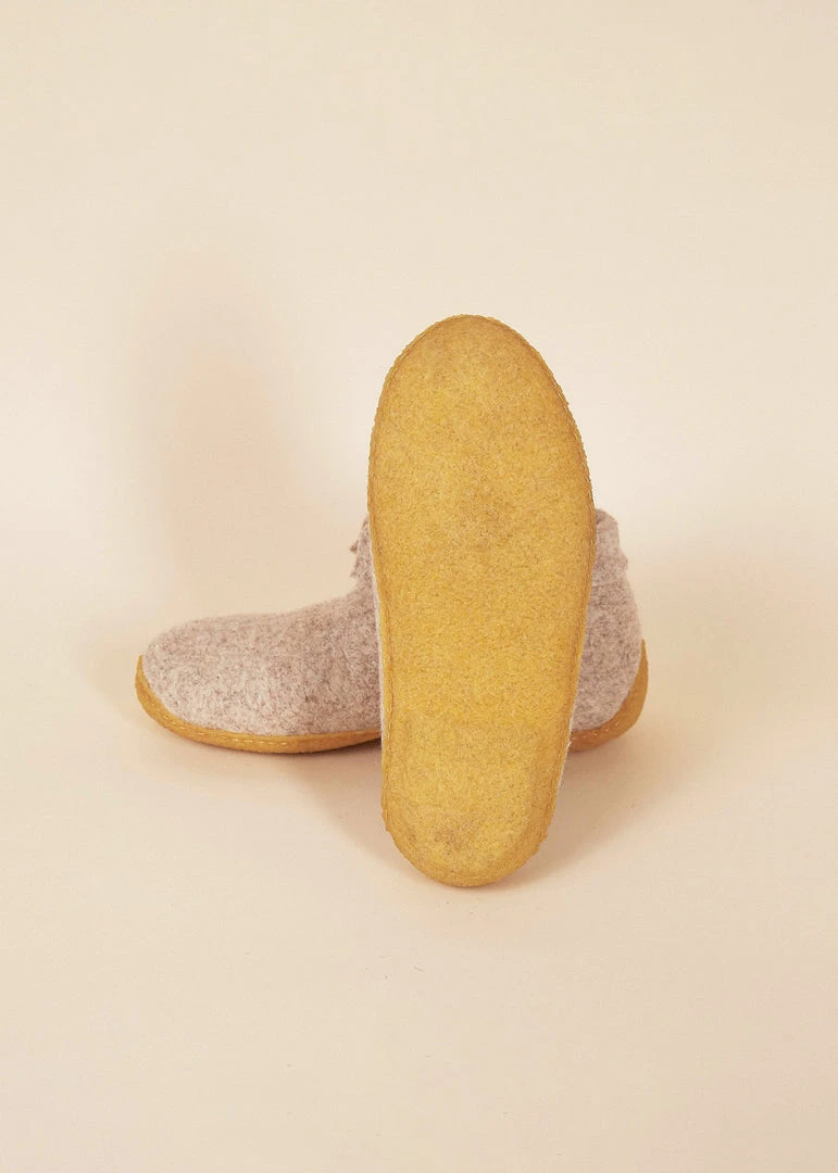 Kyrgies Men's Nomad Wool Slippers 5 Kyrgies Men's Nomad Wool Slippers