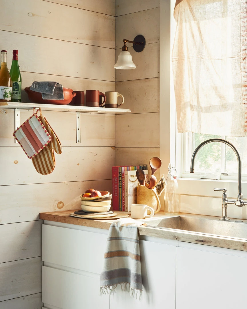 Minna Pear Stripe Hand / Kitchen Towel 4 Minna Pear Stripe Hand / Kitchen Towel