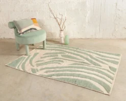 Kiliim Mint Markings Wool Rug