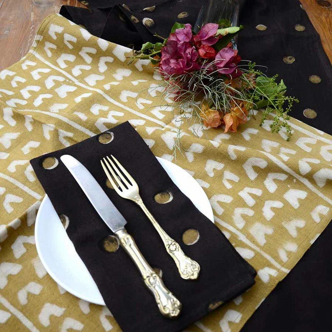 Ichcha Moon Dots Napkin Set Kitchen + Dining 5 Ichcha Moon Dots Napkin Set Kitchen + Dining