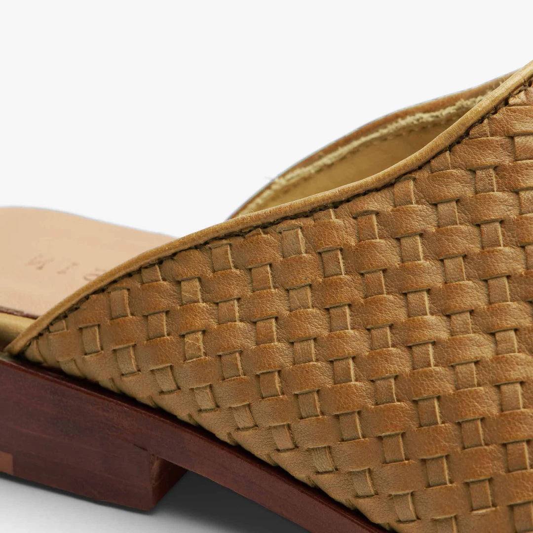 Nisolo Shoes Ama Woven Mule - Almond 12 Nisolo Shoes Ama Woven Mule - Almond