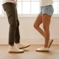 Nisolo Men's Cortez Mid Top Sneaker - Bone + Gum