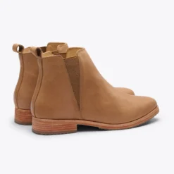 Nisolo Everyday Chelsea Boot - Almond Best Sellers