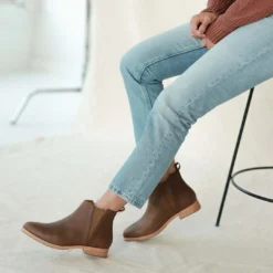Nisolo Shoes Everyday Chelsea Boot - Brown