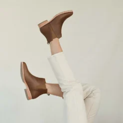 Nisolo Shoes Everyday Chelsea Boot - Brown
