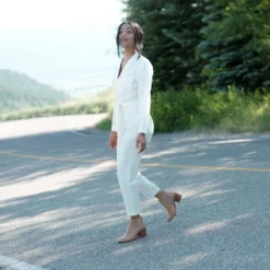 Nisolo Heeled Chelsea Boot - Almond Shoes