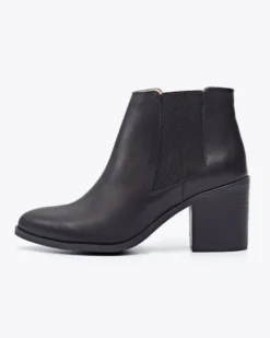 Nisolo Heeled Chelsea Boot - Black Shoes