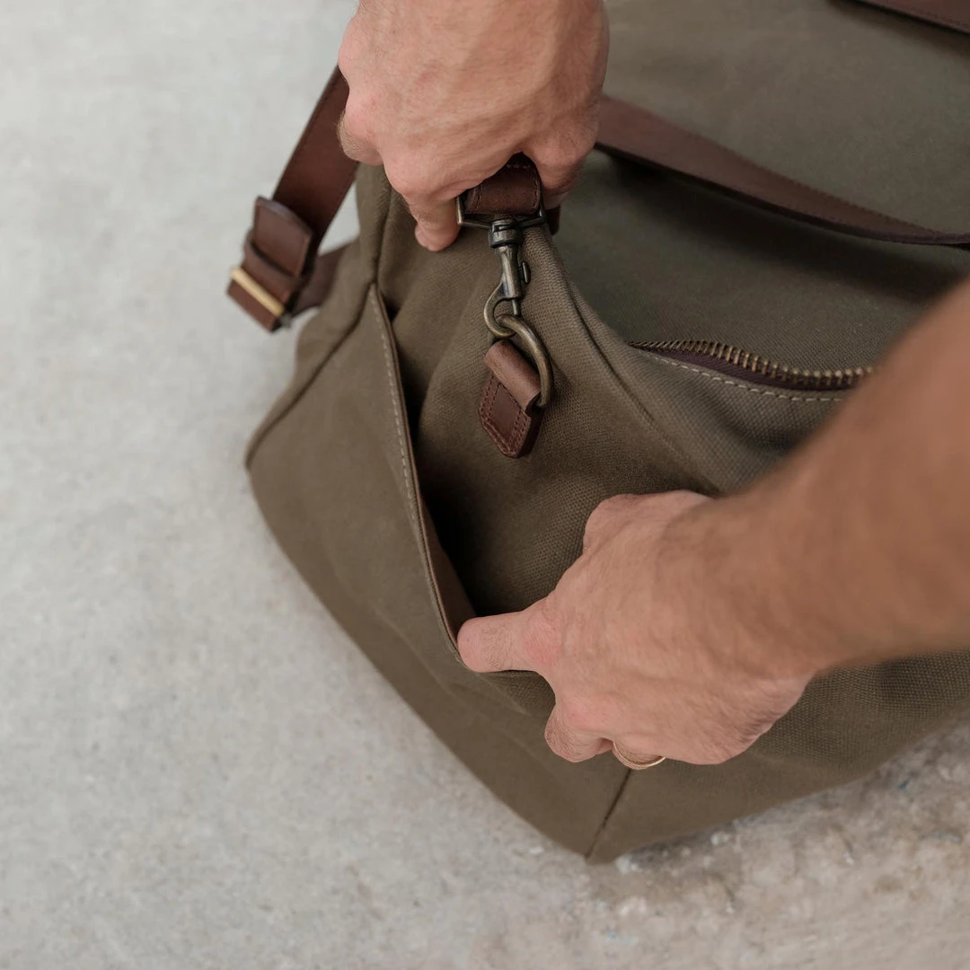 Nisolo Luis Weekender - Forest Green Accessories 8 Nisolo Luis Weekender - Forest Green Accessories