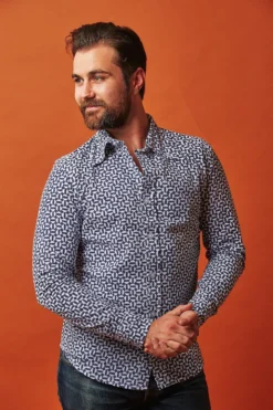 Passion Lilie Men's Hex Flex Button Down Shirt