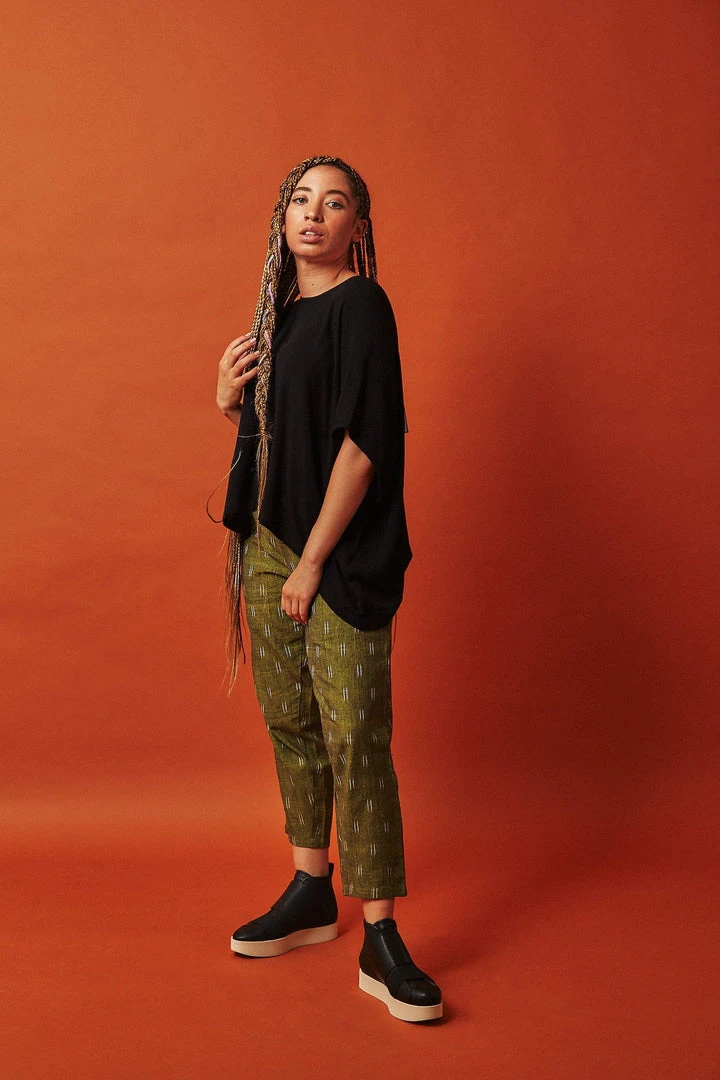 Passion Lilie Olive Crop Pants 6 Passion Lilie Olive Crop Pants