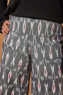 Passion Lilie Spinnaker Gray Pants Clothing